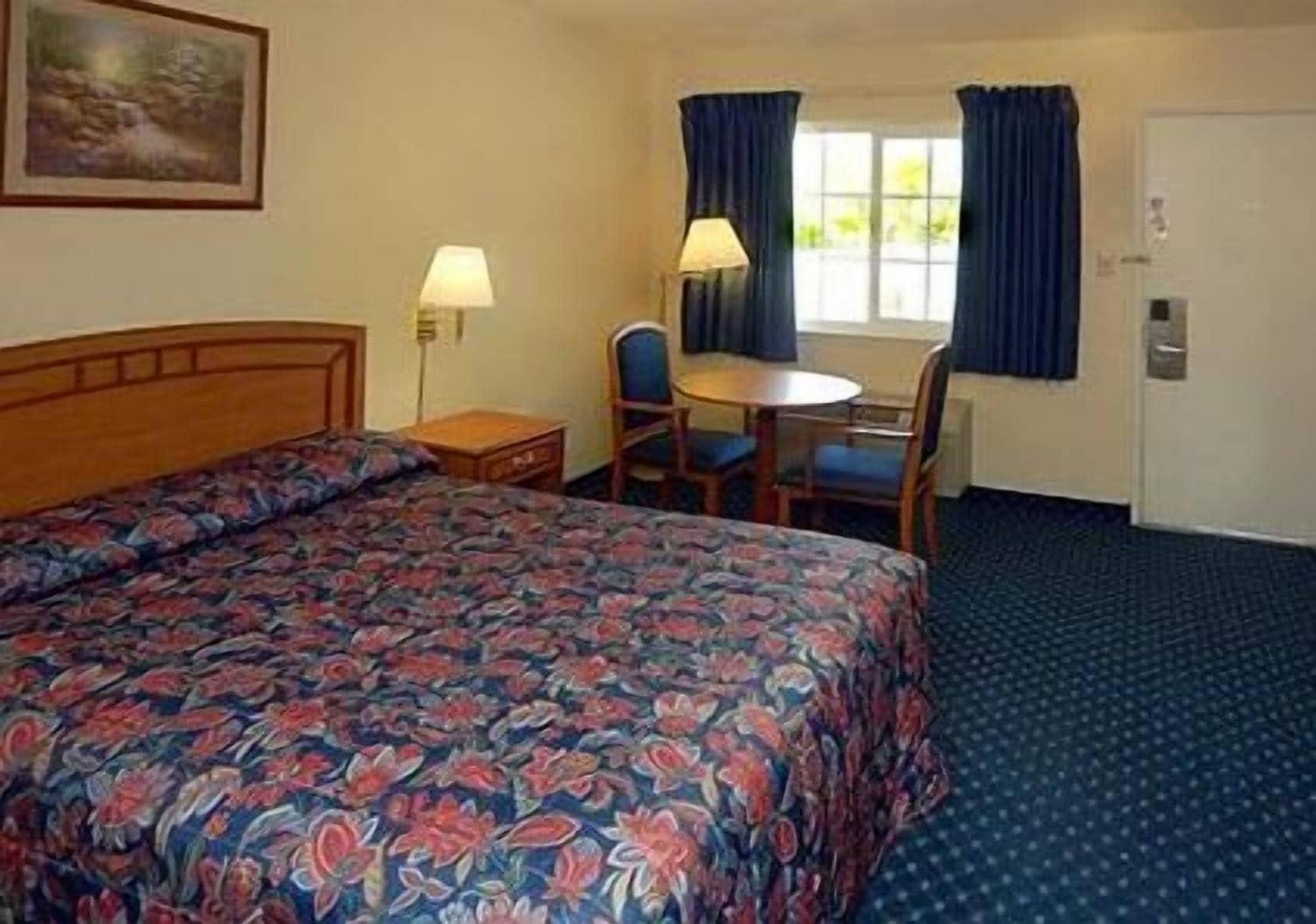 Econo Lodge Sacramento Convention Center Esterno foto